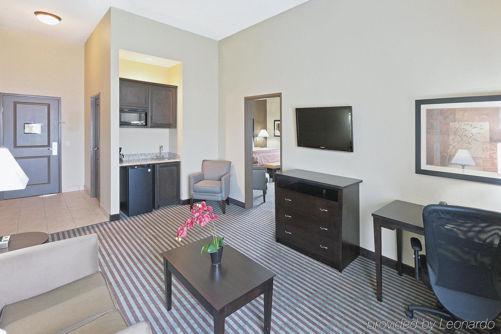 La Quinta By Wyndham Energy Corridor Hotel